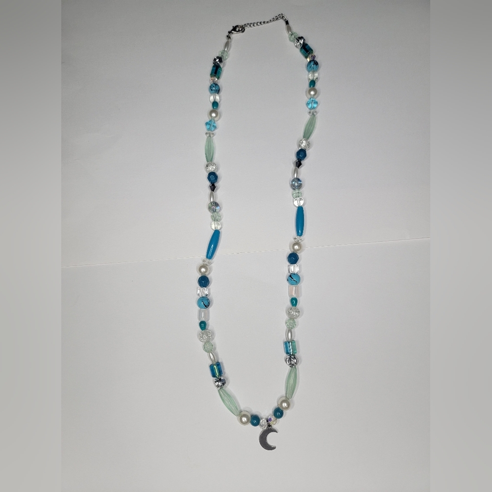 Luna Rose Beaded Necklace